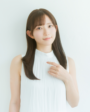 青山なぎさ
